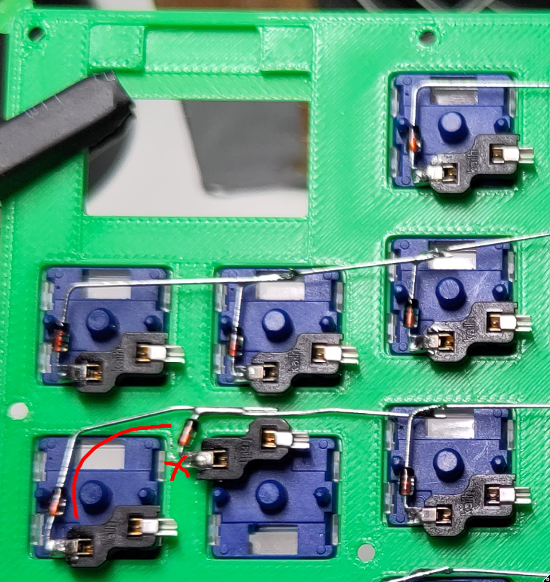 /frku/snappy-public-qwerty-inward/media/branch/main/assets/instructions/007_solder_right_2.png